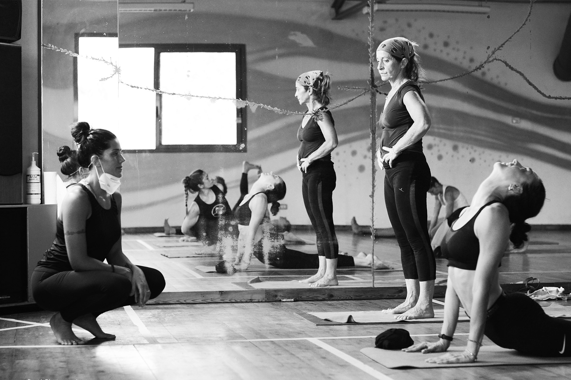 yogaframes.it - Yoga photographers, Yoga photographic portrait, Yoga photography, Ashtanga Yoga photoraphy, yoga workshop photographic reportage